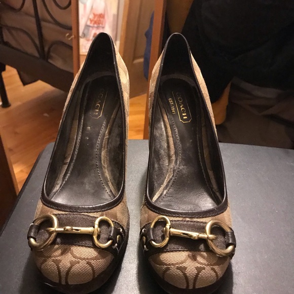 Coach wedges - Picture 2 of 3